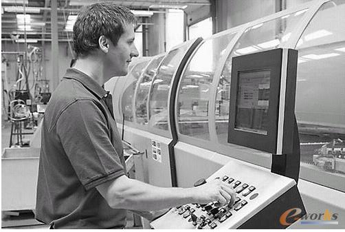 德國的<a href=http://www.lcby.net/huodong/926/Industry4.html target=_blank class=infotextkey>工業(yè)4.0</a>概念將給中國帶來啟示和借鑒