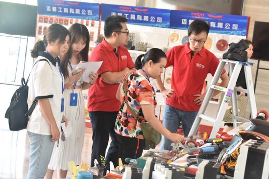 eBay工業(yè)與商業(yè)分類產(chǎn)品供需對(duì)接會(huì)